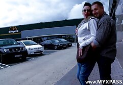 Három Brit egy regi porno filmek leszbikus hármasban szex jelenet